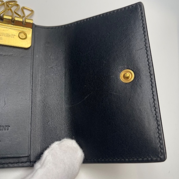 Saint Laurent 6 Row Black Leather Key Case - Preowned - Picture 11 of 15